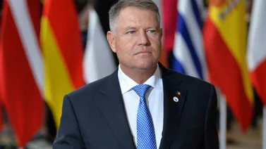 Presidente de Rumanía encarga al ministro de Finanzas para formar un nuevo gobierno
