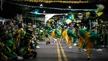 Las murgas tradicionales protagonizan el cierre del Carnaval en Buenos Aires