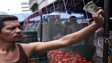 Para rendir los dólares: Cazan comercios que paguen más Para rendir los dólares: Cazan comercios que paguen más