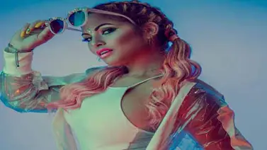 Año 2020 viene ahora a ser: "Miaqueen" Año 2020 viene ahora a ser: "Miaqueen"