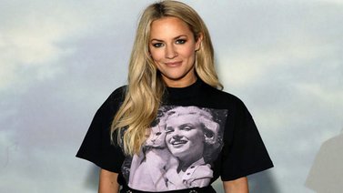 Hallan sin vida a la presentadora Caroline Flack