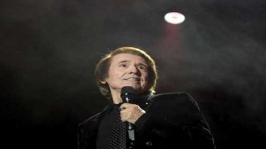 Raphael recibirá el Premio Lo Nuestro a la Excelencia 2020