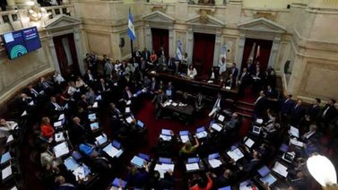 Diputados argentinos aprueban proyecto para renegociación de la deuda externa