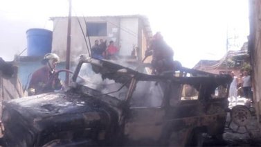 Un vehículo impacta contra una vivienda en Catia