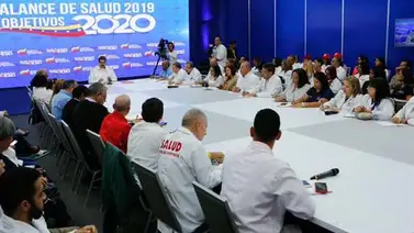 Maduro ordena crear la "tarjeta petro salud" para adquisición de fármacos Maduro ordena crear la "tarjeta petro salud" para adquisición de fármacos