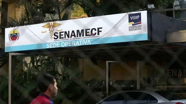 Policía tirotea a su expareja e hijos