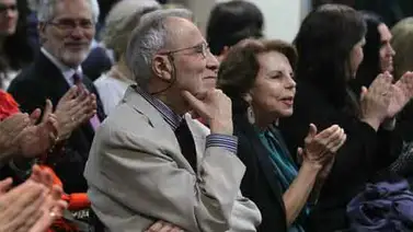 Fallece José Miguel Oviedo, investigador peruano de la obra de Vargas Llosa Fallece José Miguel Oviedo, investigador peruano de la obra de Vargas Llosa