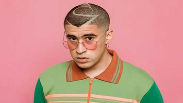 Bad Bunny vuelve a entregar regalos a miles de niños esta Navidad