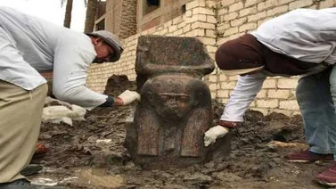 Egipto descubre un "raro" busto del faraón Ramses II