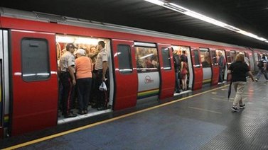 Estación Los Símbolos del Metro de Caracas presenta fallas en su funcionamiento