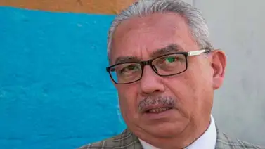 Joel García cuestiona a Aristóbulo quien siendo maestro dispone de un yate Joel García cuestiona a Aristóbulo quien siendo maestro dispone de un yate