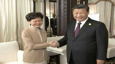 El presidente chino expresa su "confianza" en la líder de Hong Kong pese a disturbios