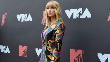 Taylor Swift a punto de superar un récord de Michael Jackson