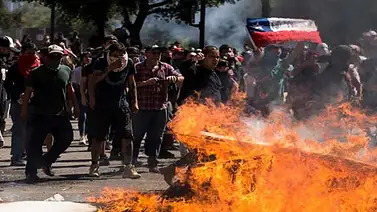 Gobierno de Chile reporta 15 muertes desde el inicio de las protestas Gobierno de Chile reporta 15 muertes desde el inicio de las protestas
