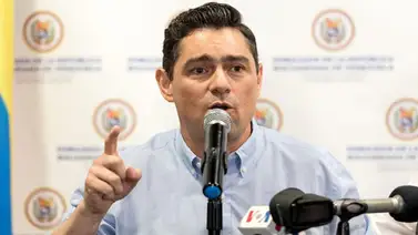 Carlos Vecchio: La crisis de refugiados se incrementará si Maduro sigue en el poder Carlos Vecchio: La crisis de refugiados se incrementará si Maduro sigue en el poder