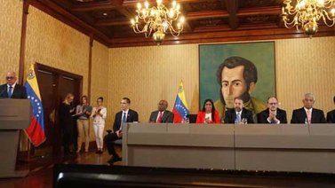 Julio César Arreaza: Enredo gigantesco