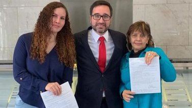 EEUU concede asilo político a la madre, esposa e hijos de Óscar Pérez