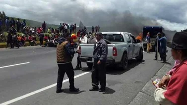 Indígenas de Ecuador siguen su avance a Quito para rechazar diálogo con el Gobierno