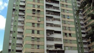 Condominios y hogares en franco deterioro