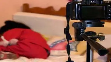 Padres contra la pared: subsistir o cuidar a sus hijos para evitar posibles casos de pornografía infantil Padres contra la pared: subsistir o cuidar a sus hijos para evitar posibles casos de pornografía infantil