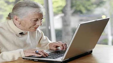 Abuelos tecnológicos no pierden el contacto