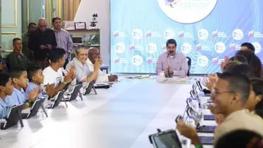 Maduro: Donald Trump nos amenaza y aquí nadie tiene miedo Maduro: Donald Trump nos amenaza y aquí nadie tiene miedo