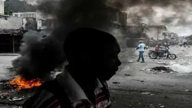 Presidente de Haití pide "tregua" sin convencer a la oposición y las calles Presidente de Haití pide "tregua" sin convencer a la oposición y las calles