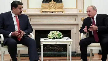 Putin reitera su apoyo a Maduro e insta a un diálogo con la oposición Putin reitera su apoyo a Maduro e insta a un diálogo con la oposición