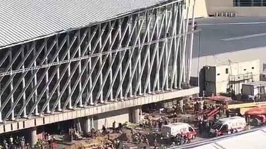 Un muerto y siete heridos tras caer un andamio en aeropuerto de Ezeiza (+Video)