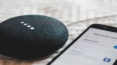 Google actualiza su asistente de voz a raíz de la polémica por grabaciones