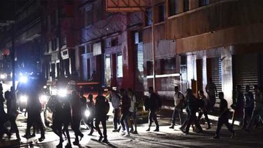 Distintos sectores del estado Zulia continúan sin luz por más de 18 horas (+Video)