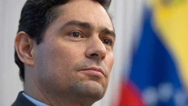 Carlos Vecchio se reúne este lunes con el jefe del Comando Sur de EEUU en Miami