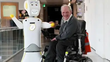 Desarrollan un robot para asistir a los ancianos y ofrecerles compañía Desarrollan un robot para asistir a los ancianos y ofrecerles compañía