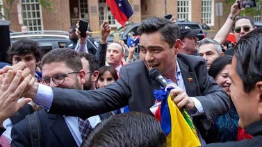 Vecchio agradeció a diáspora venezolana el apoyo recibido en recuperación de Embajada