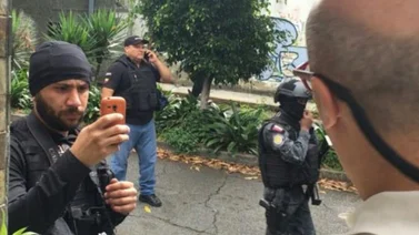 "Sebin amenaza con regresarlo a la cárcel": Esposa de Simonovis desconoce paradero del comisario