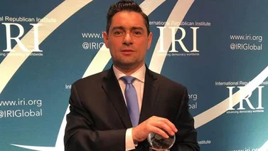 Embajador Carlos Vecchio recibió el Premio a la Libertad