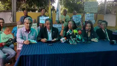 Docentes agudizan protesta salarial Docentes agudizan protesta salarial