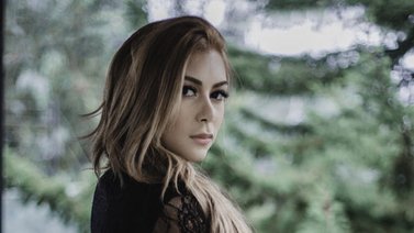 Annybell estrena su nuevo tema "Recuerdos" (+Video)
