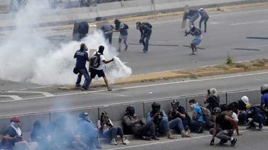 El Grupo de Lima evalúa de urgencia crisis en Venezuela