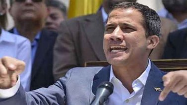 "Por la constitución los militares que están conmigo son leales a la Carta Magna", aseguró Guaidó