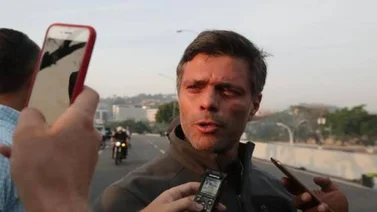 España confirmó que Leopoldo López y su familia están en su embajada