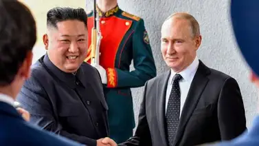 Putin y Kim se comprometen a aumentar las relaciones en su primer cara a cara Putin y Kim se comprometen a aumentar las relaciones en su primer cara a cara