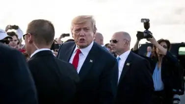 Trump denuncia testimonios "fabricados y falsos" en el informe Mueller Trump denuncia testimonios "fabricados y falsos" en el informe Mueller