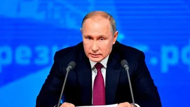 Putin anuncia disposición de empresas rusas para ayudar a reconstruir el Notre Dame
