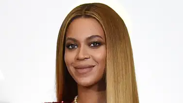 Beyoncé lanza nuevo álbum sorpresa Beyoncé lanza nuevo álbum sorpresa