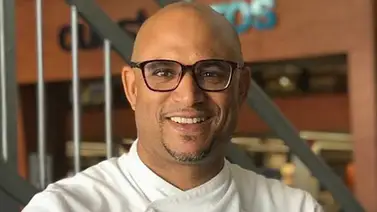 El chef Martín Omar se roba las miradas El chef Martín Omar se roba las miradas