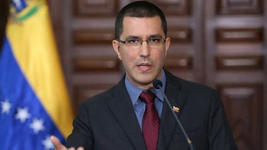 Arreaza dice a Colombia que amenaza a la paz es el narcotráfico y ayuda de EEUU