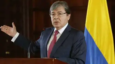 Colombia niega que se manipulase video del incendio de camión con ayuda para Venezuela Colombia niega que se manipulase video del incendio de camión con ayuda para Venezuela