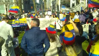 Venezolanos en Bélgica ven una "puerta de esperanza" con la entrada de la ayuda Venezolanos en Bélgica ven una "puerta de esperanza" con la entrada de la ayuda