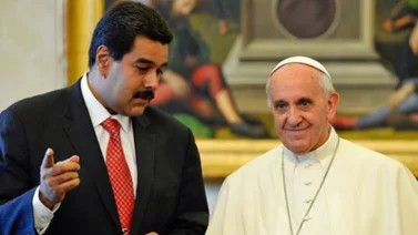 Maduro envió carta al Papa solicitando ayuda para el diálogo
